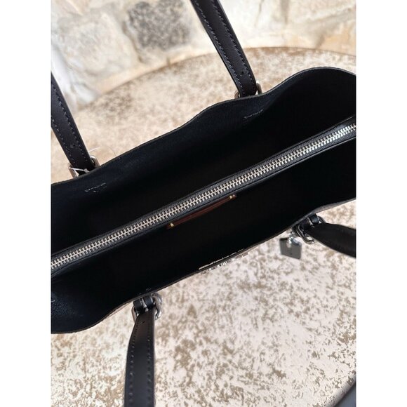 NWT Coach Mollie Tote Bag 25 In Signature Canvas With Bow Print CZ767 - Picture 13 of 14